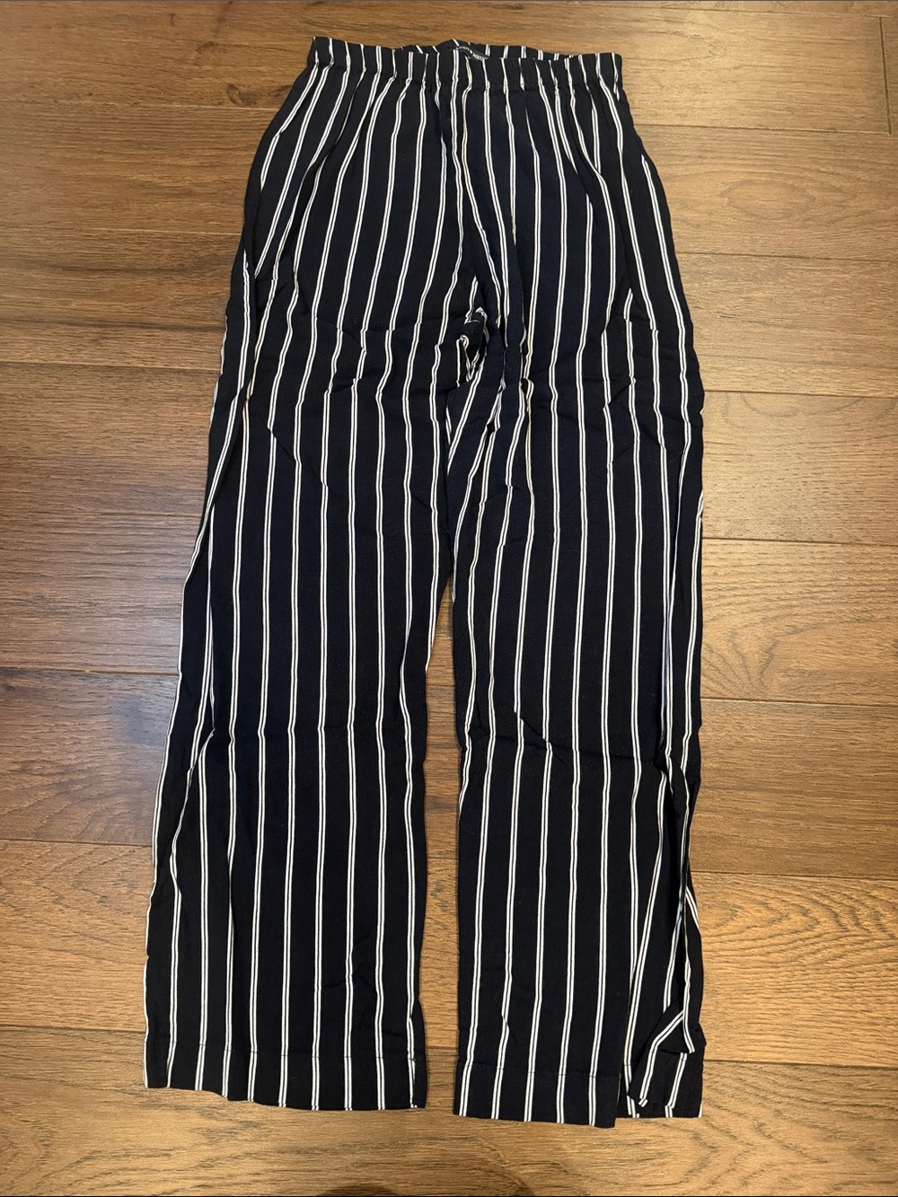 Brandy Melville Pants Black White Striped Wide Leg Elastic Waistband - C31-047